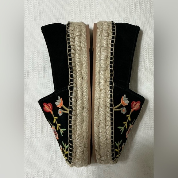 Johnny Was Embroiled Espadrilles Size 6M - Picture 11 of 13